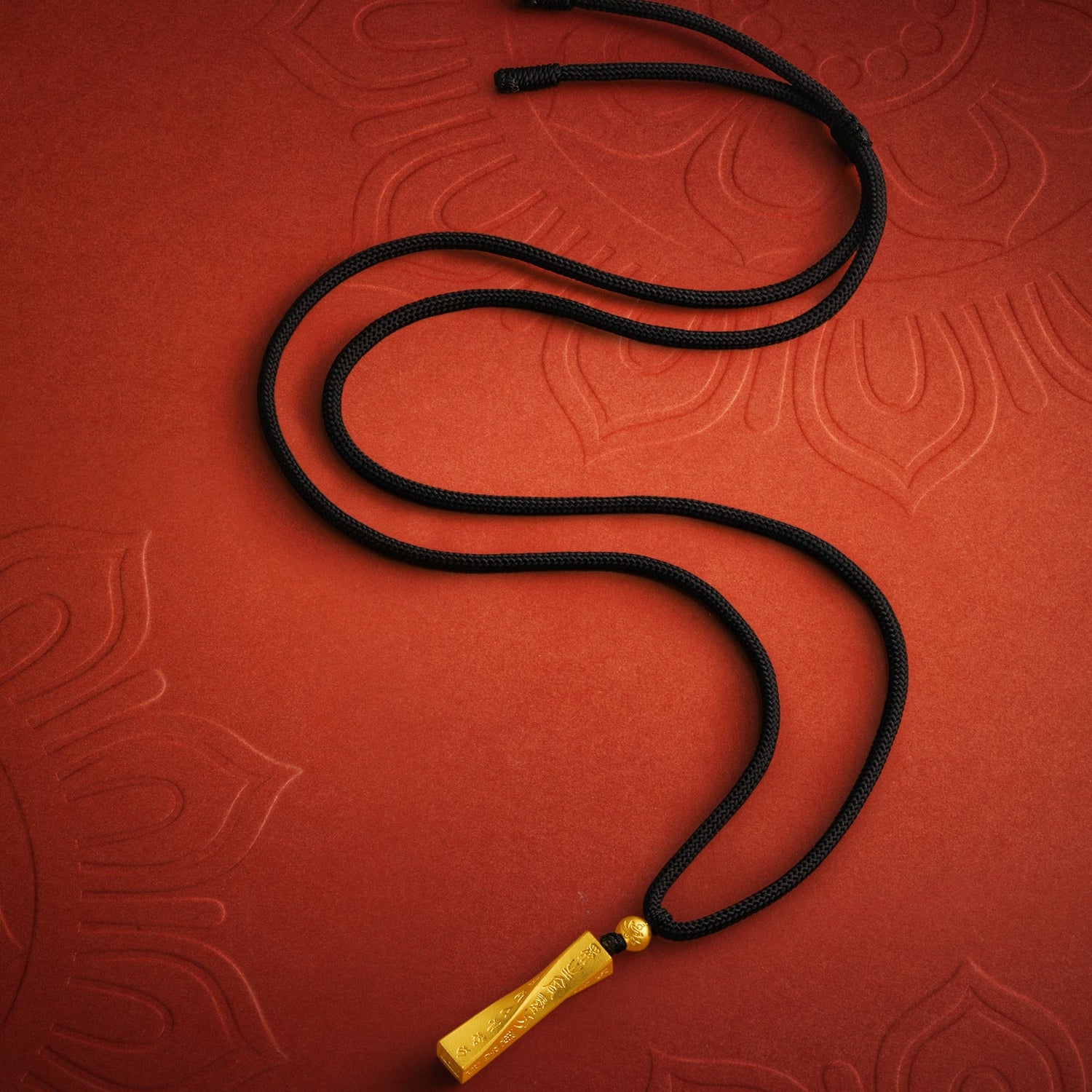 "Jiuhua Mountain" 999.9 24K Gold Pendant Necklace Buddhist Scripture A0415260