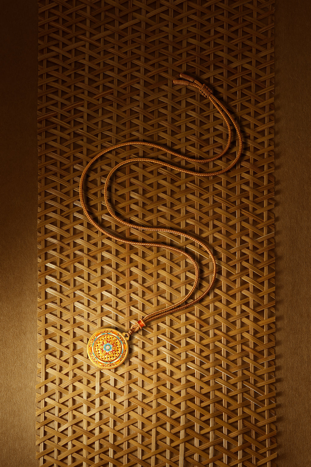 「中國文化系列 - 竹編」 24K金吊墜項鍊 鑽石 0.003克拉 花卉圖案 18.14-20.5克 W0423510