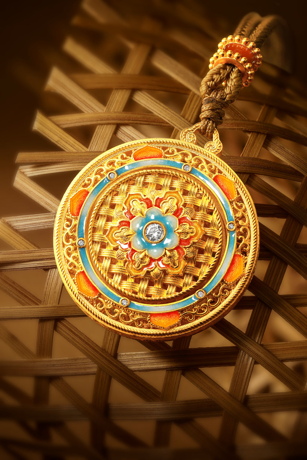 「中國文化系列 - 竹編」 24K金吊墜項鍊 鑽石 0.003克拉 花卉圖案 18.14-20.5克 W0423510