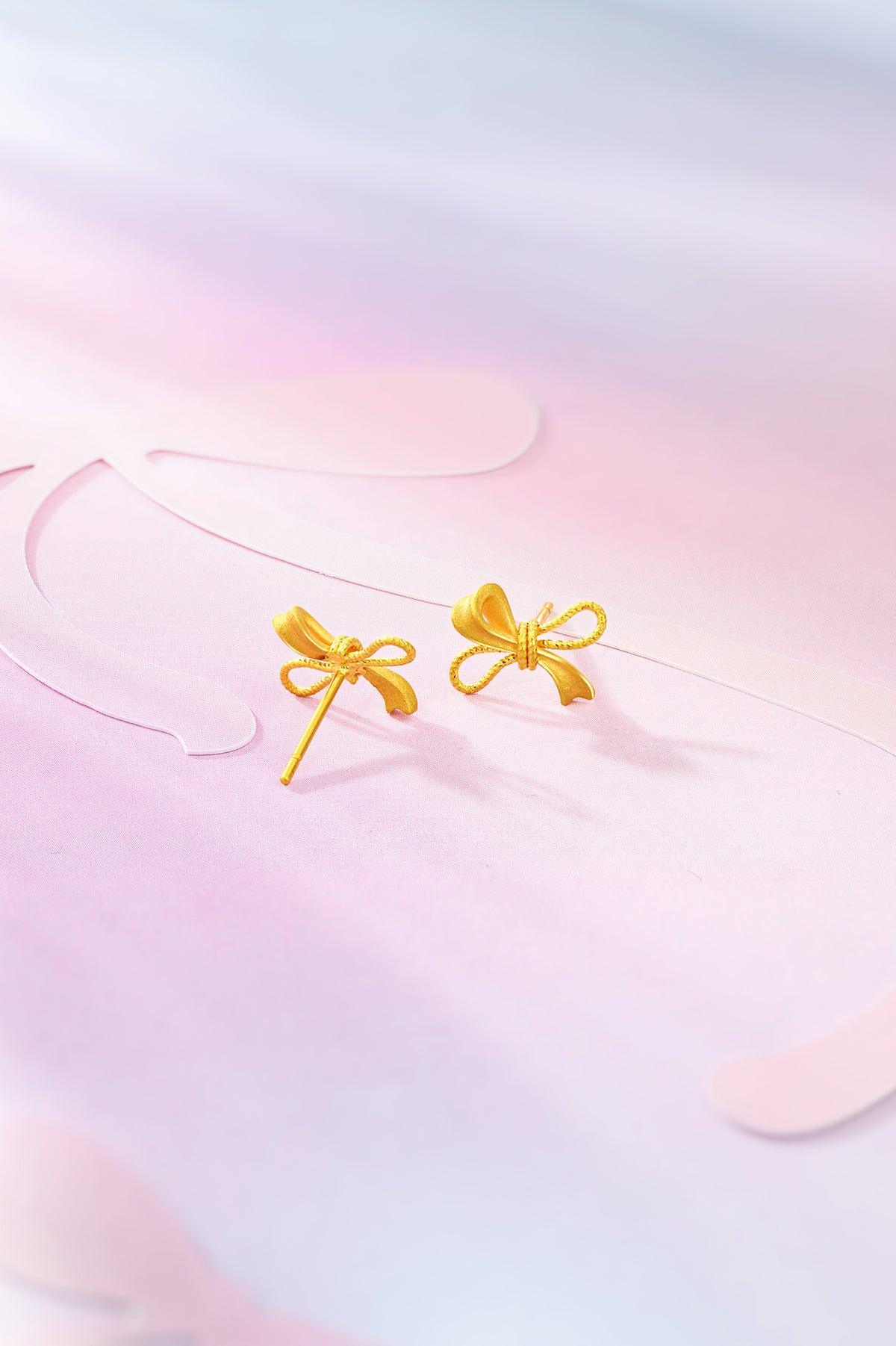 "Girl's Worries" 24K Gold Earrings Bow 1.82-2.62g A0915790