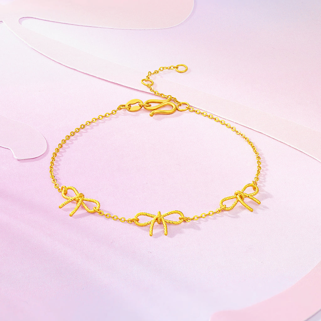 "Girl's Worries" 24K Gold Chain Bracelet Bow 2.02-2.42g A0715487
