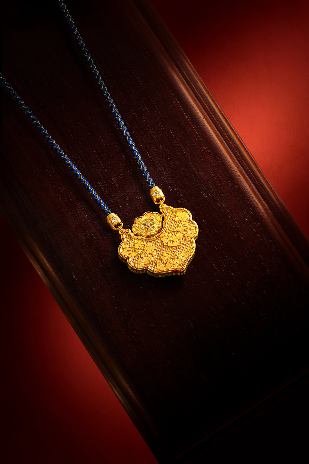 "Chinese Culture Collection - Dan Qing"999 24K Gold pendant 0.0038ct Ruyi 32-37g W0449936