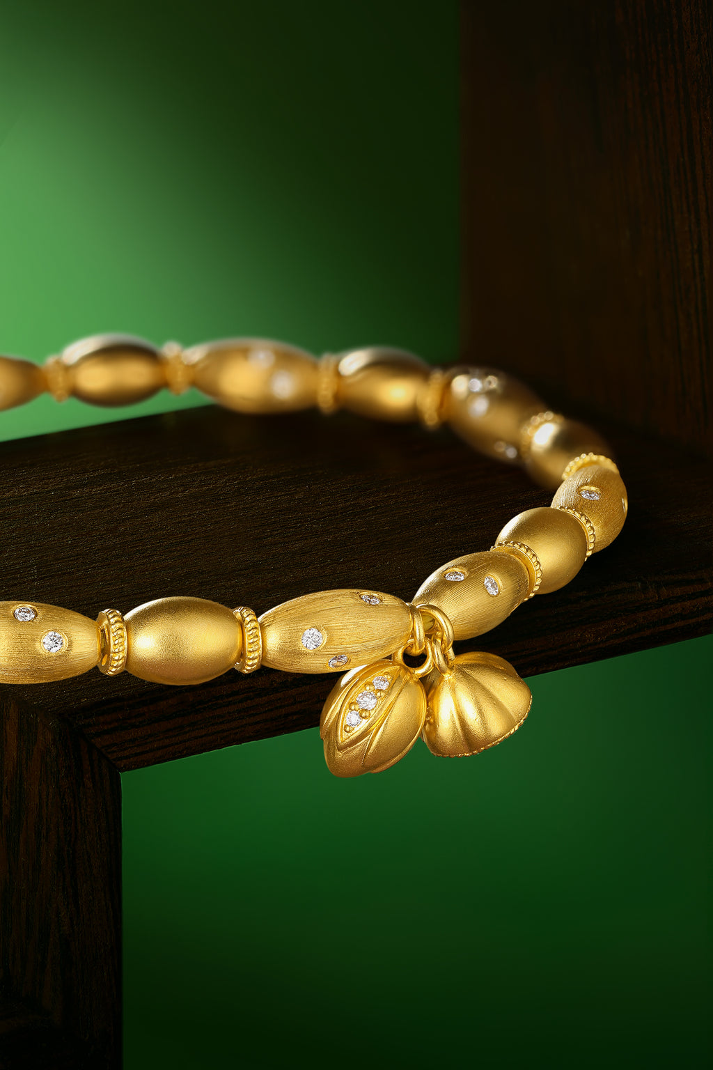 "Chinese Culture Collection - Dan Qing" 24K Gold Beaded Bracelet Diamond 0.0086ct Lotus Seedpod 25.2-30.2g W1936316