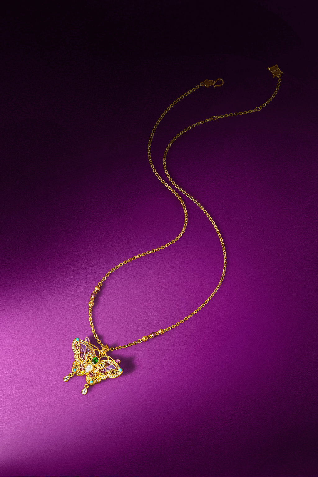 "Chinese Culture Collection - Dan Qing"999 24K Gold Pendant Necklace 0.0025ct2*3mm3*4mm Butterfly 13-16g W0649933