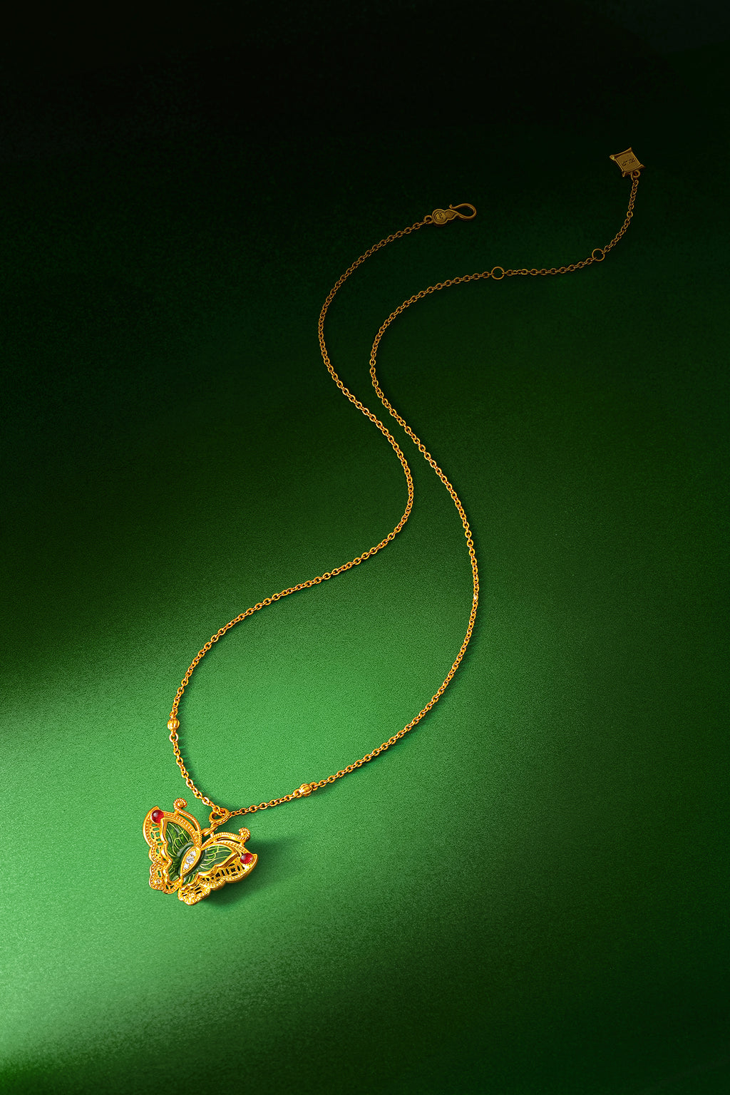 "Chinese Culture Collection - Dan Qing" 24K Gold Pendant Necklace Diamond 0.0088ct Butterfly 12.2-15.2g W0647480
