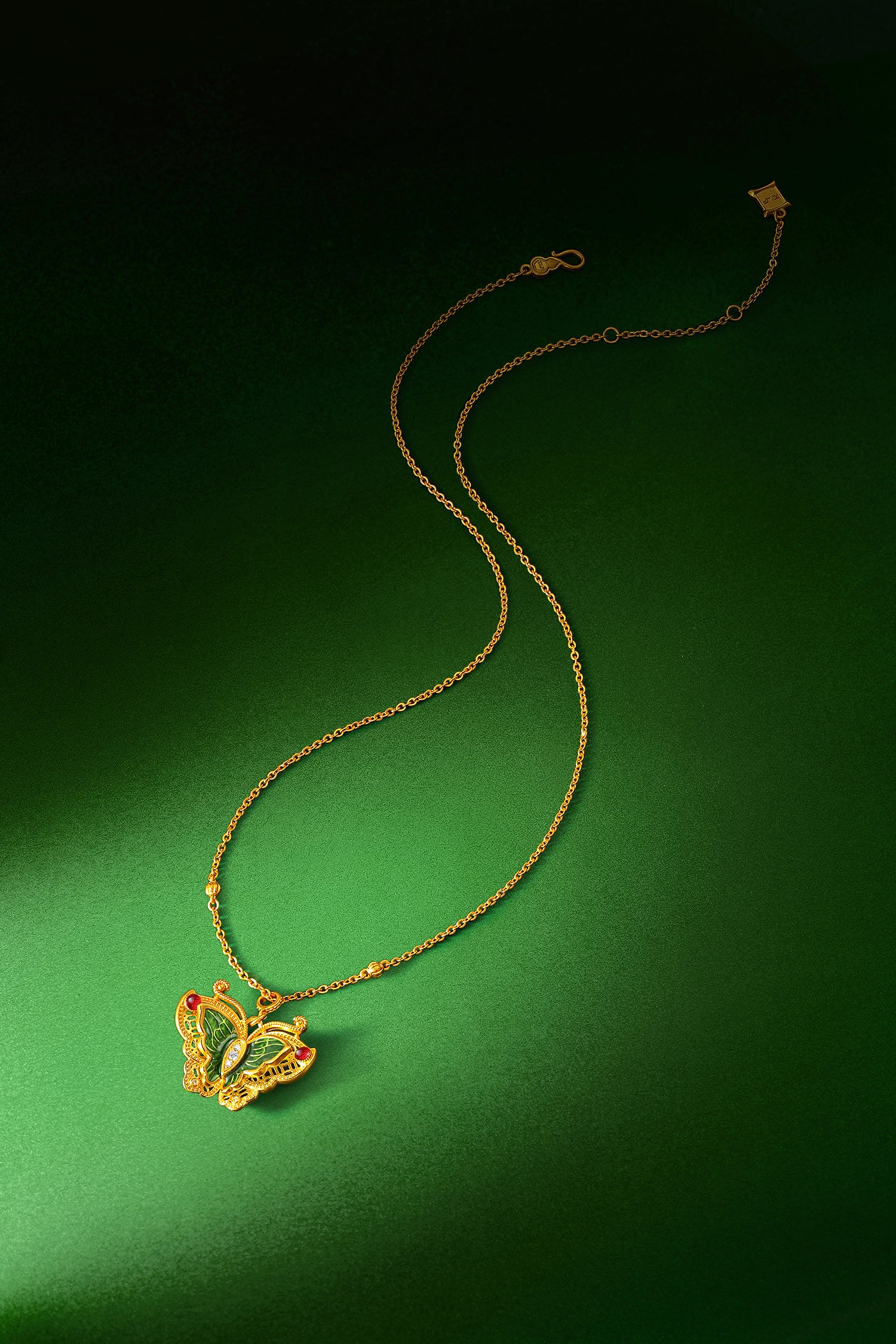 "Chinese Culture Collection - Dan Qing" 24K Gold Pendant Necklace Diamond 0.0088ct Butterfly 12.2-15.2g W0647480