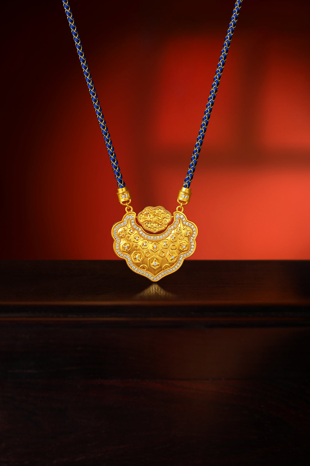 "Chinese Culture Collection - Dan Qing"999 24K Gold pendant 0.0043ct Ruyi 31-36g W0449932