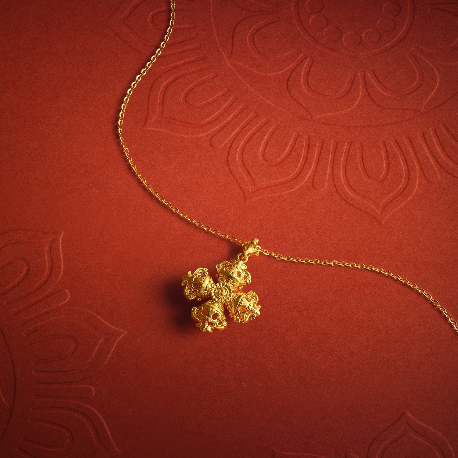 "Jiuhua Mountain" 24K Gold O Chain Necklace Diamond Four-Petaled Vajra Pendant Chain 40+5cm W0630216