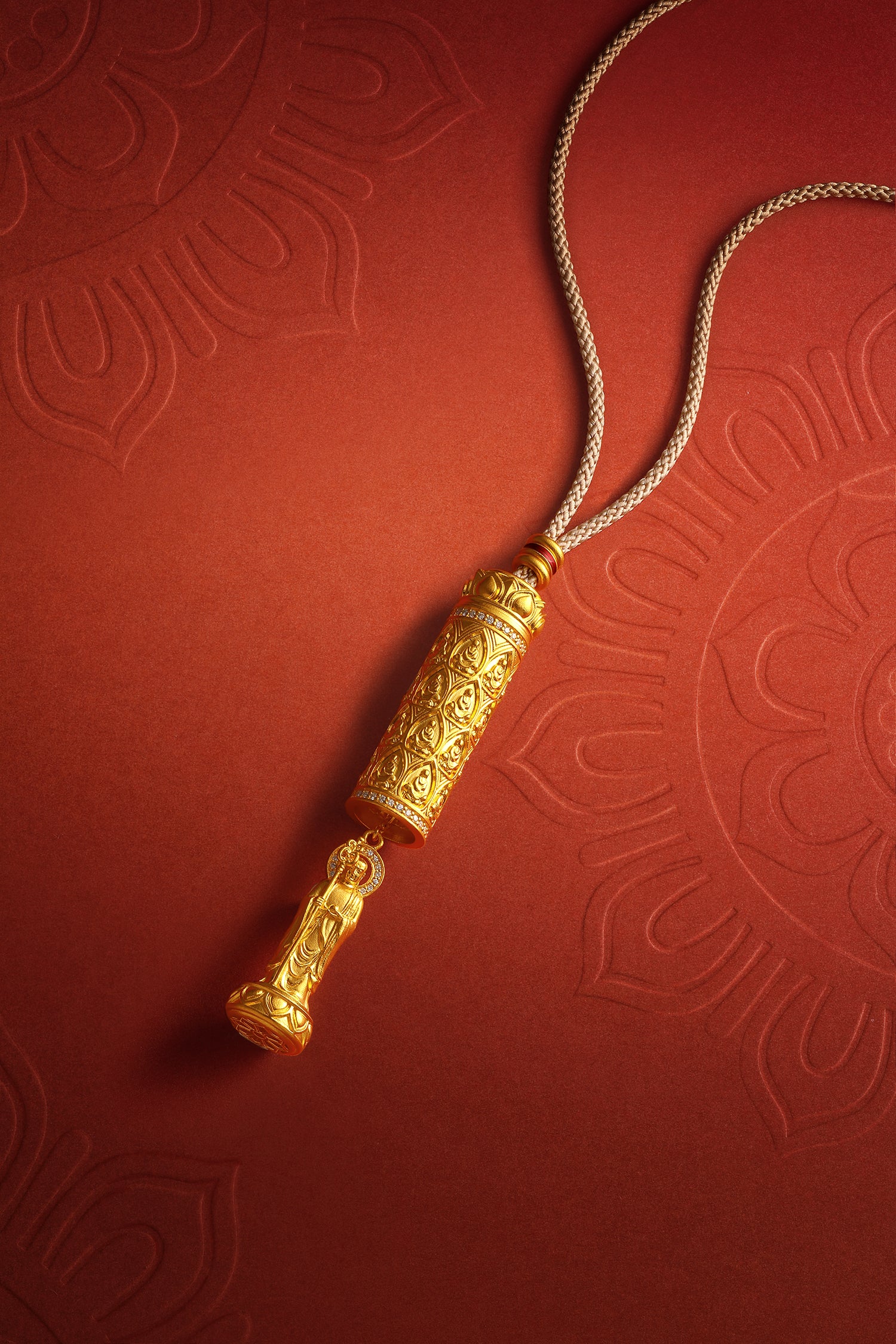 "Jiuhua Mountain" 24K Gold Diamond Cylinder Buddha Pendant 0.0032ct W0429872