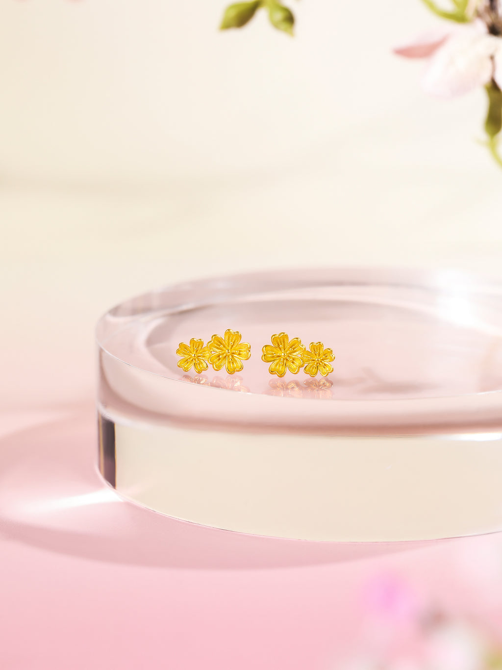 999 24K Gold Earrings Flower 1.5-1.8g A0911669