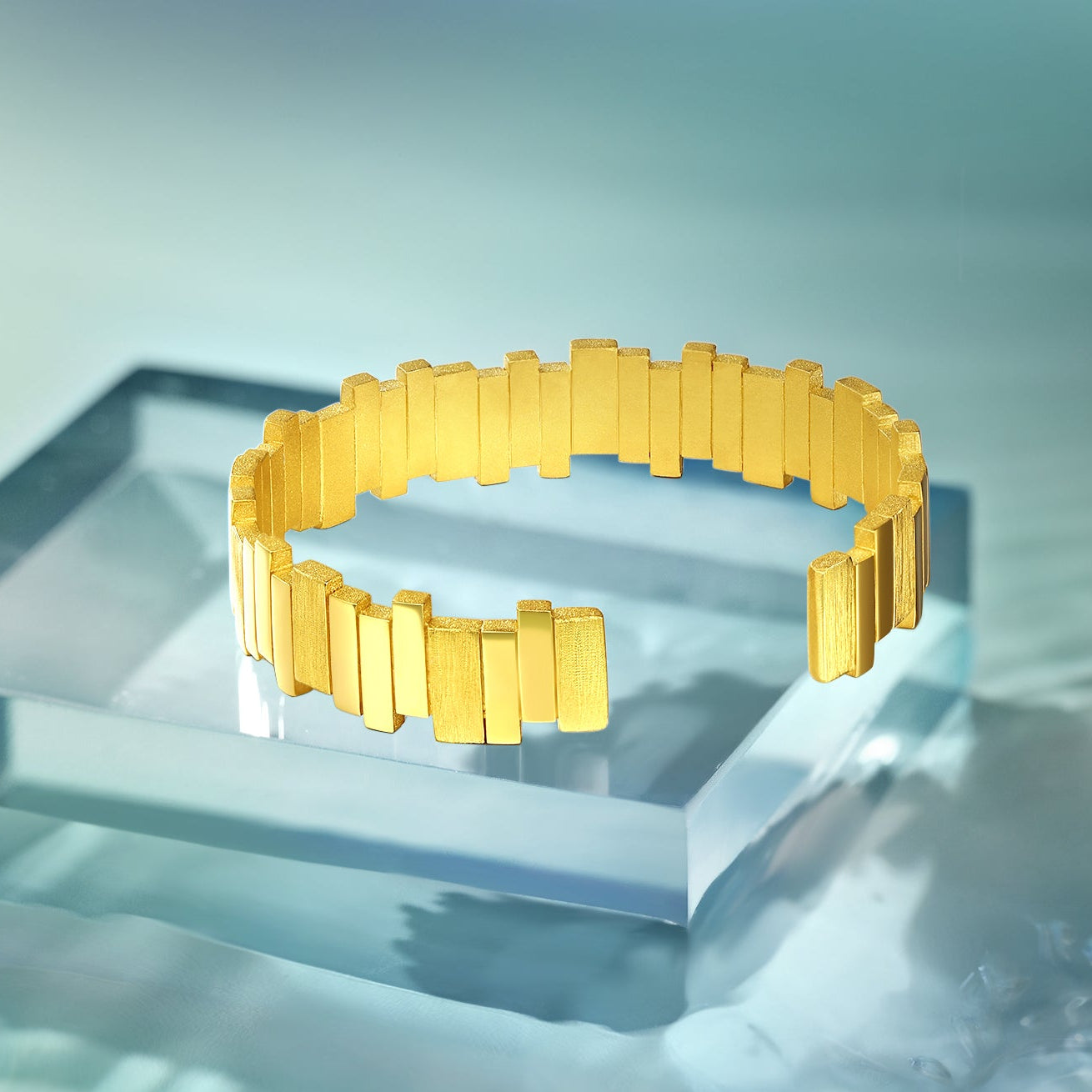 "ZHOU LIU FU X Johnny Huang"  24K Gold Bangle Bracelet  48-62g A1011584