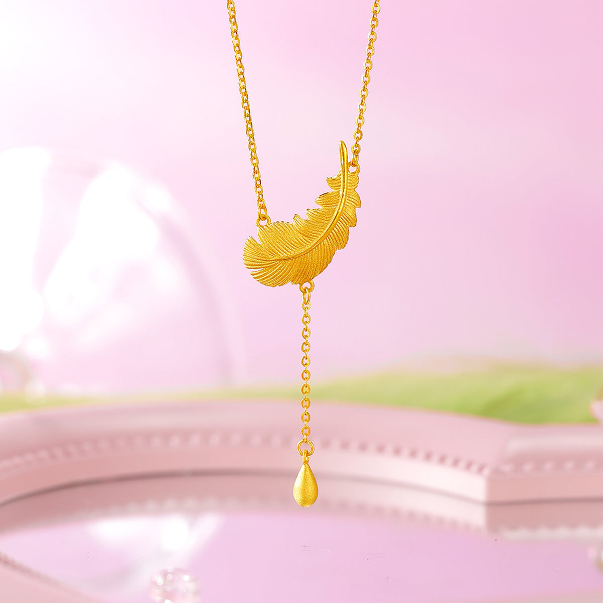 "Fugitive Princess" 999 24K Gold Pendant Necklace Feather 4.6-5g A0612620