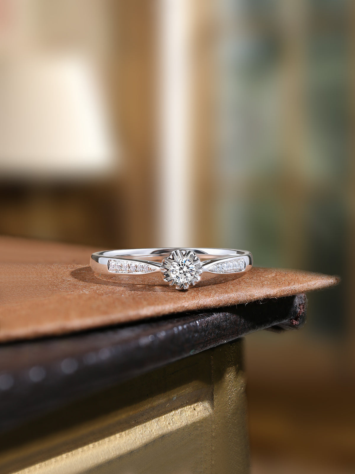 18K White Gold Ring Diamond 0.09ct 0.0026ct 1.4-1.7g KGDB021088