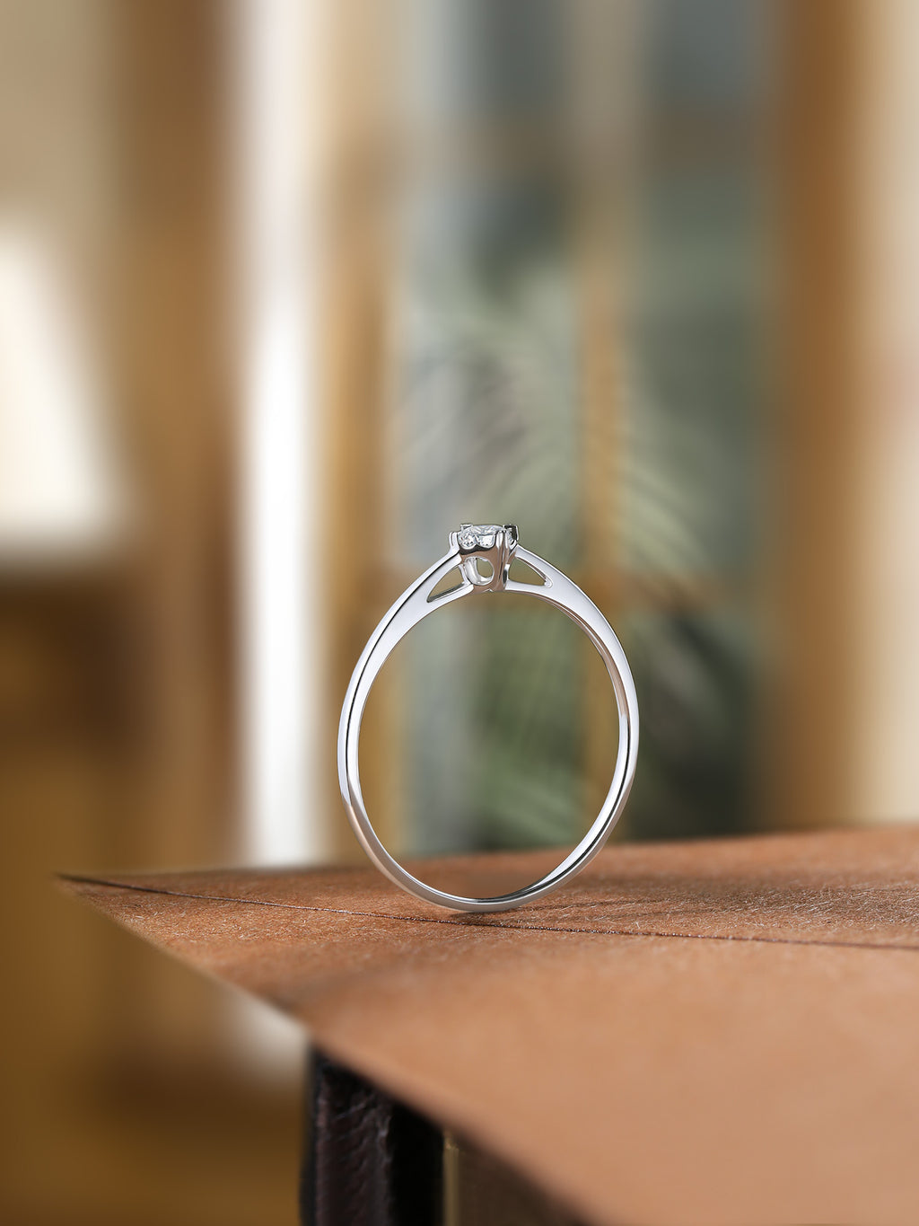 18K White Gold Ring Diamond 0.1ct 0.5-1g KGDB021047