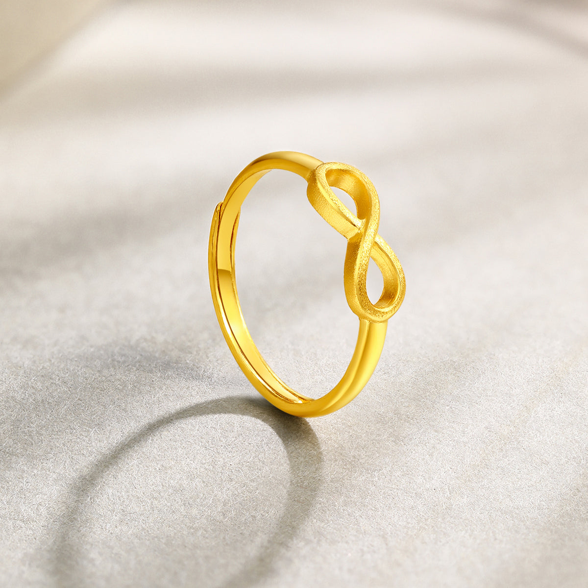 999 24K Gold Ring Mobius strip 2.15-2.45g A0112709
