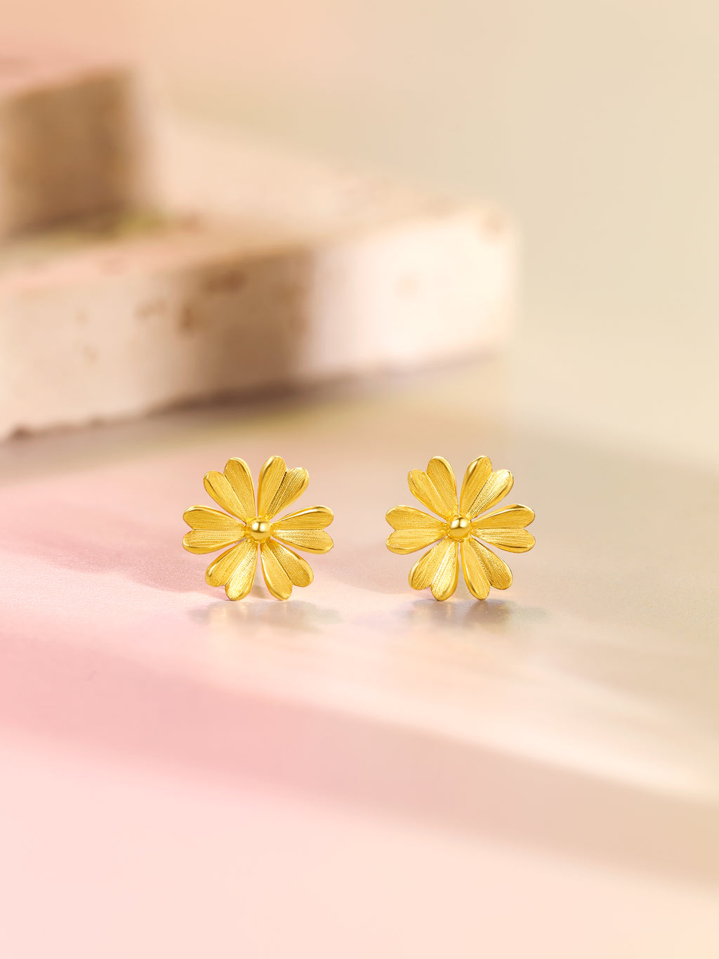"Infinite" 24K Gold Earrings Flower 1.58-1.88g A0910950