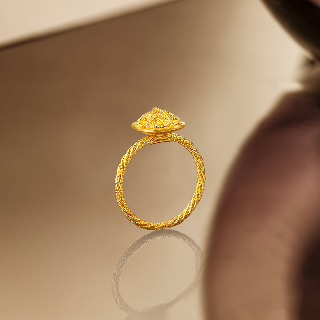 24K Gold Square Geometric Ring 2.4-2.8g A0113174