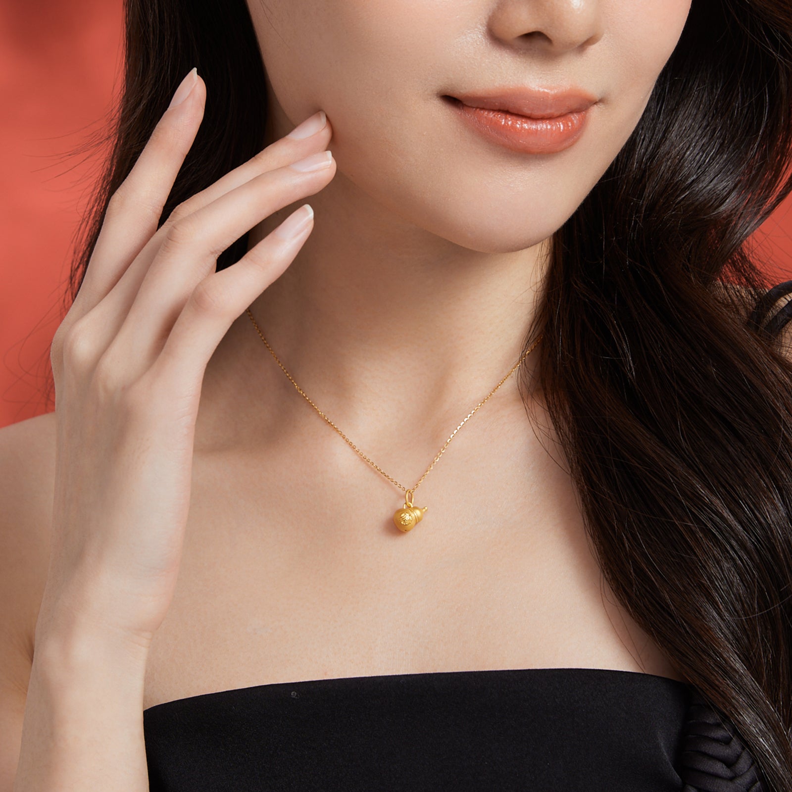 24K Gold Pendant 0.5-0.7g Hulu A0411570