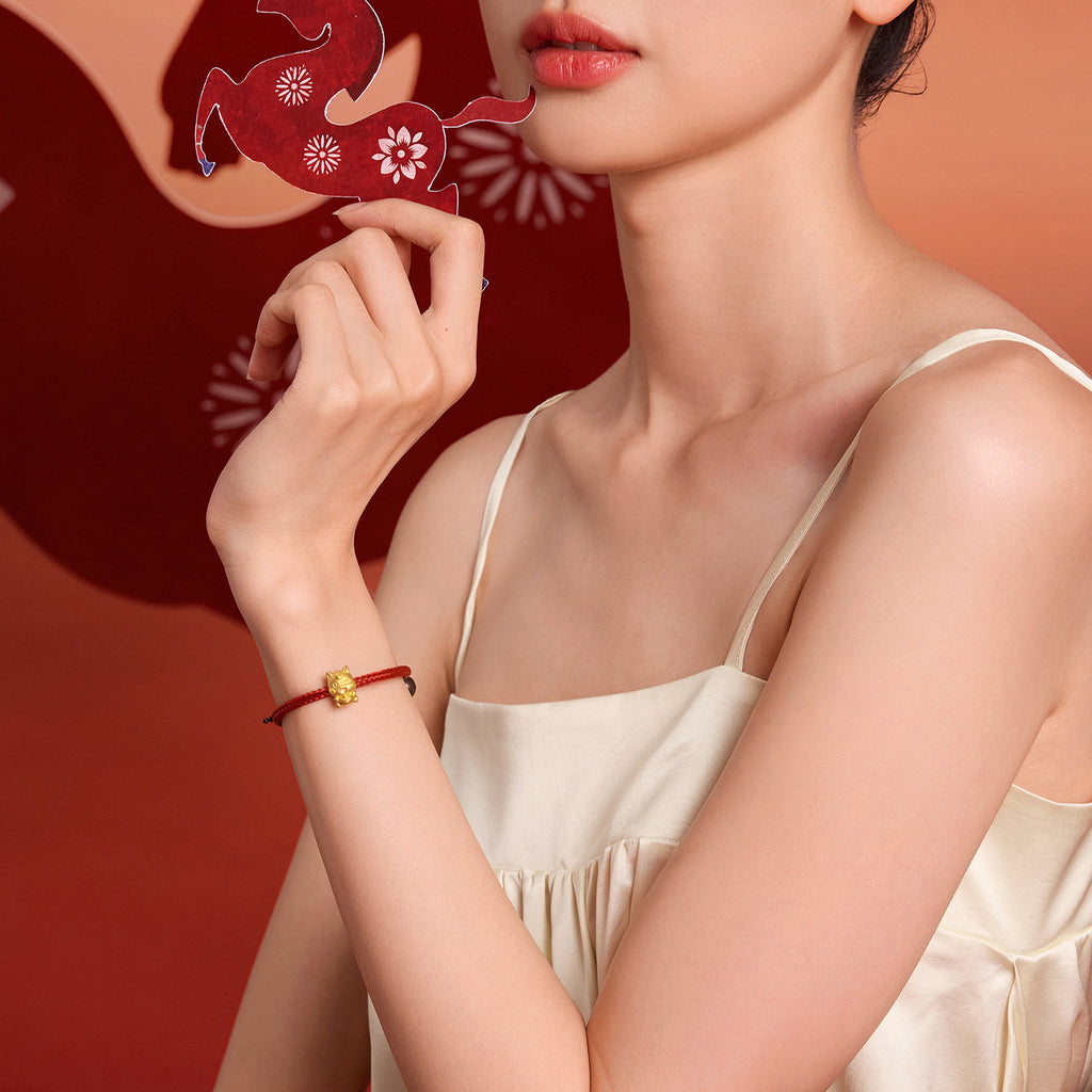 'Year of the Horse' 24K Gold Charm Bracelet Horse Yuanbao 0.7-1g 17cm & 19cm A1615528