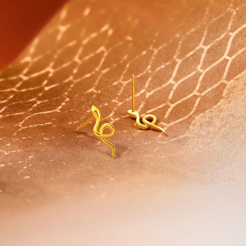 "Chinese Zodiac Snake" 18K Yellow Gold Earrings Snake 1.25-1.55g C0914074