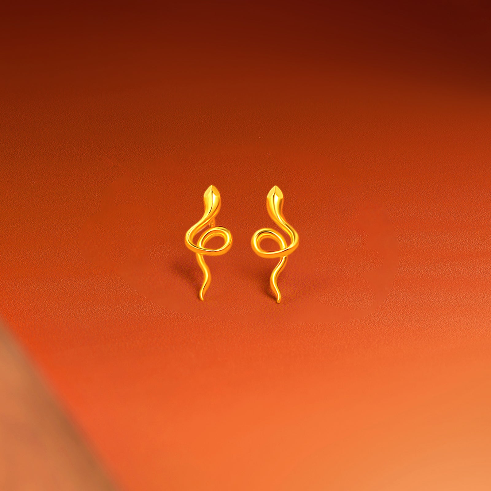 "Chinese Zodiac Snake" 18K Yellow Gold Earrings Snake 1.25-1.55g C0914074