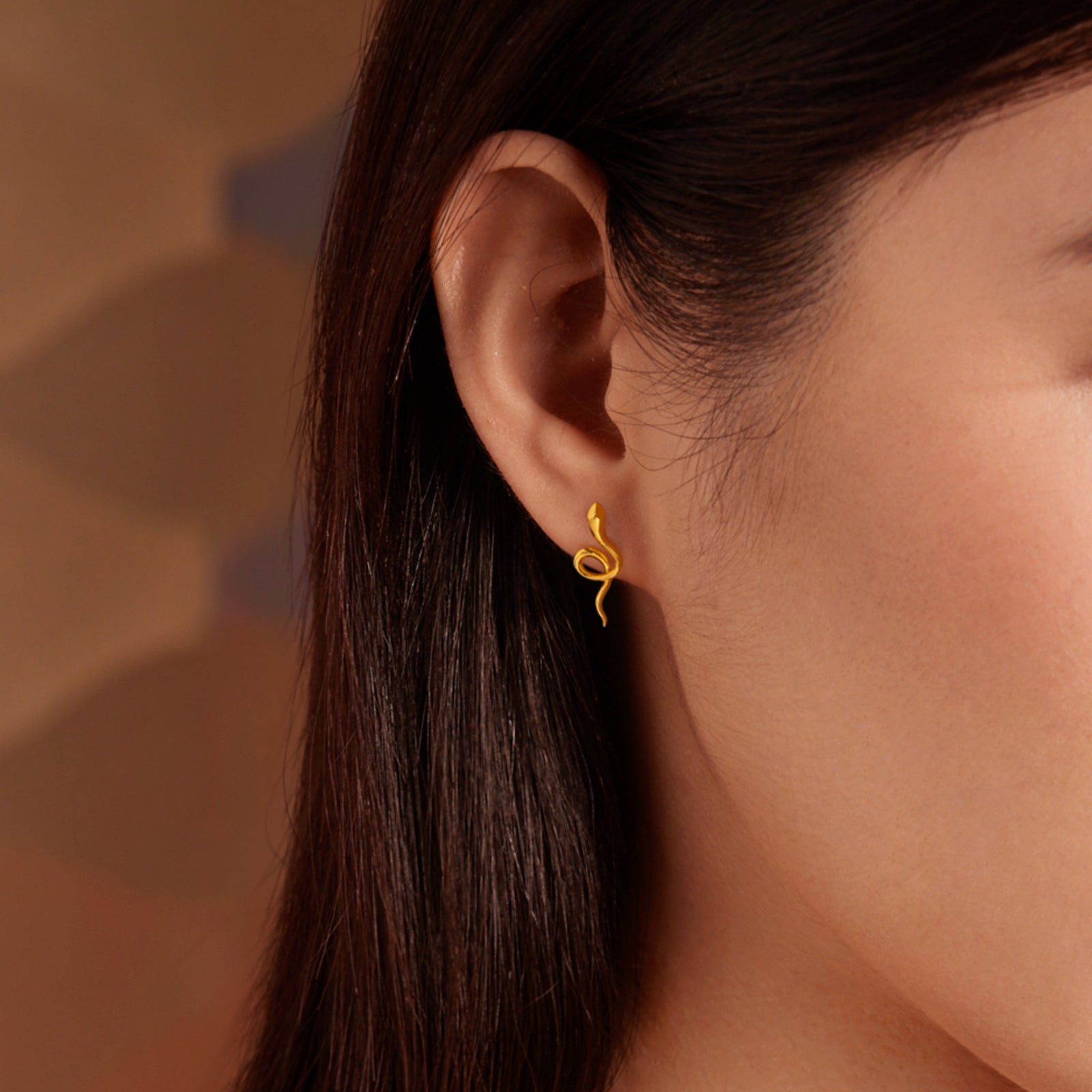 "Chinese Zodiac Snake" 18K Yellow Gold Earrings Snake 1.25-1.55g C0914074