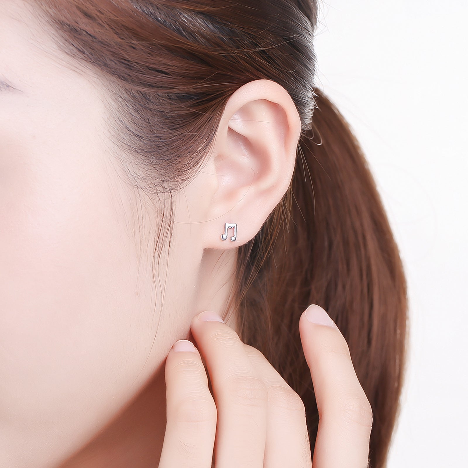 950 Platinum Earrings 1.2-1.4g PT092069