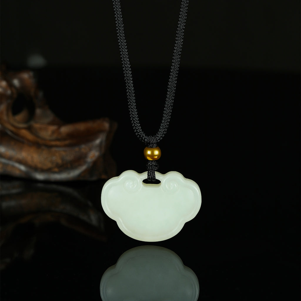999.9 24K Gold Pendant Necklace Heitian Jade 0.09-0.11g Ruyi 如意 Y048706