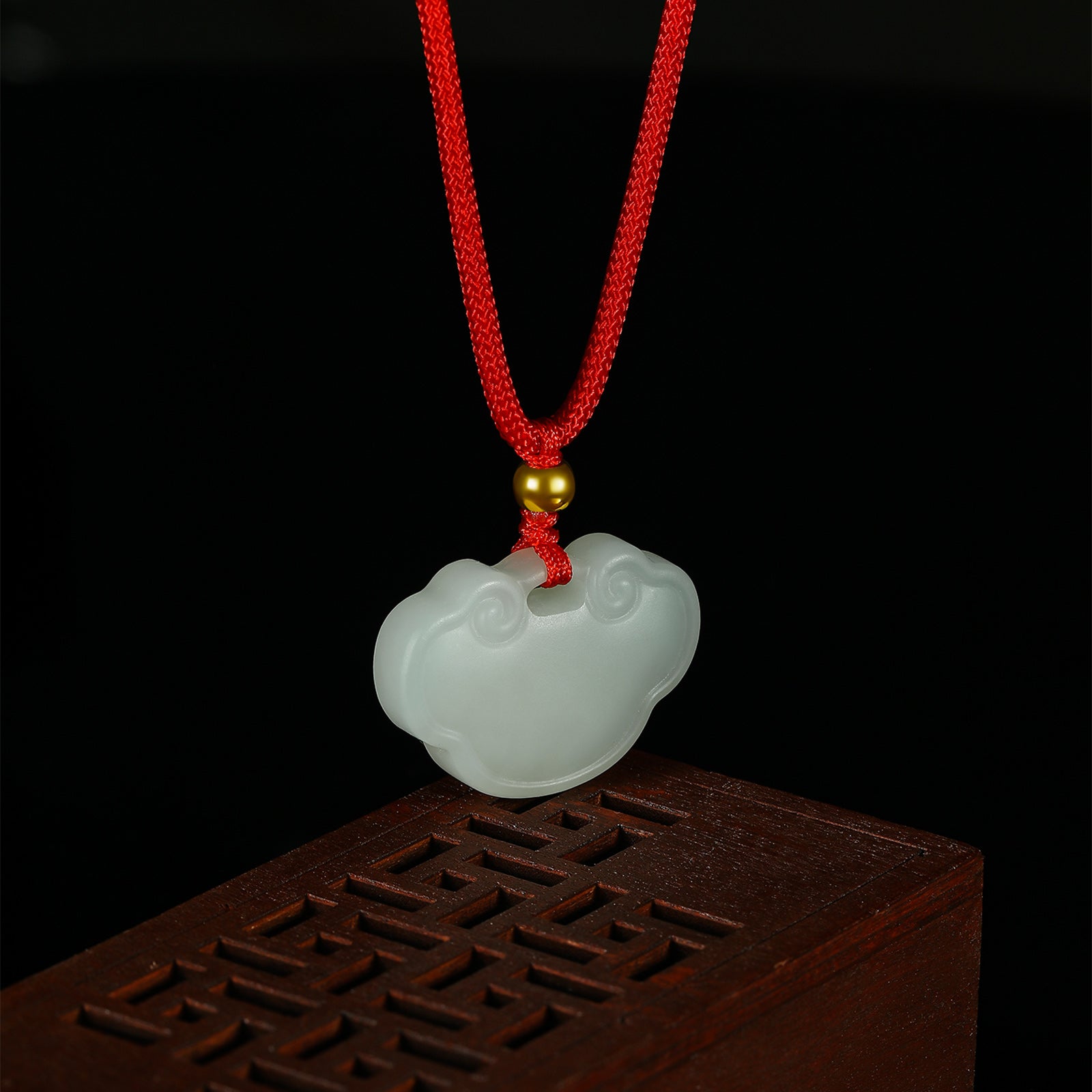 999.9 24K Gold Pendant Necklace Heitian Jade 0.09-0.11g Ruyi 如意 Y048707