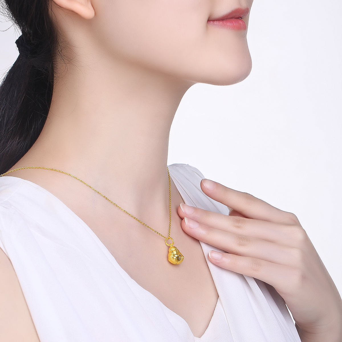 999 24K Gold Pendant Maitreya Buddha 2-2.3g AA041339