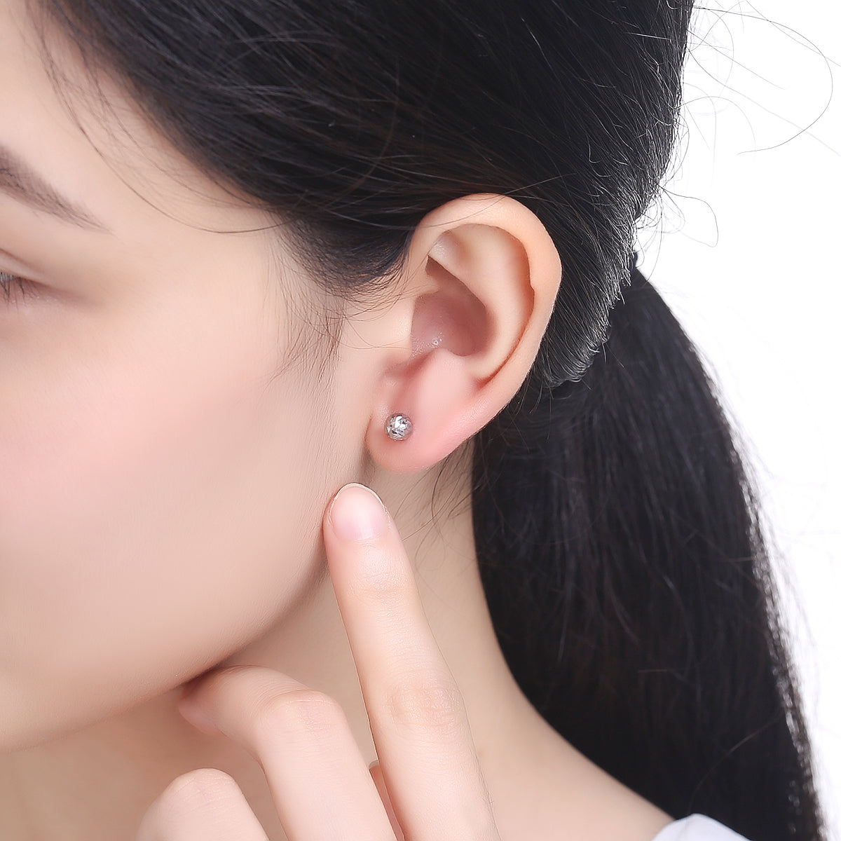 950 Platinum Earrings 1.4-1.7g PT091327