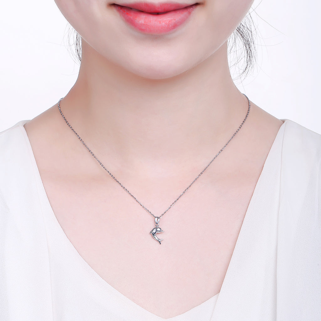 950 Platinum Pendant Dolphin 1-1.3g PT042449