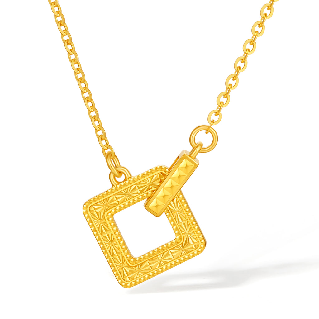 24K Gold Pendant Necklace 2.7-3.1g A0661198