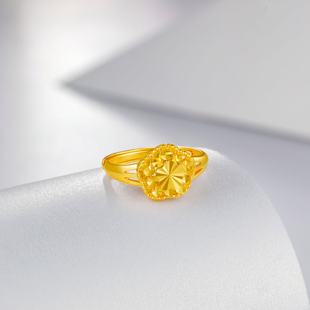 999 24K Gold Ring Flower 5.5-6g AA013070