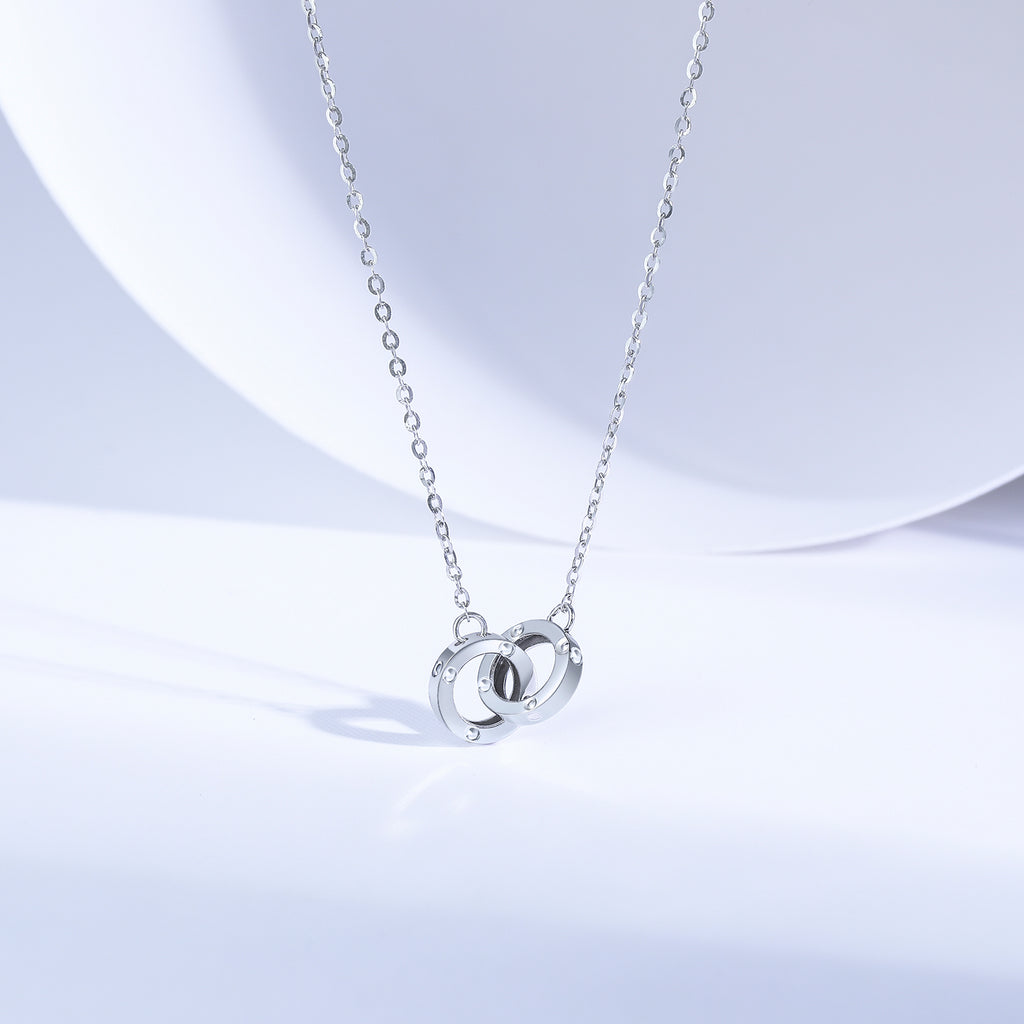   950 Platinum Pendant Necklace              Interlocking Circles 2.9-3.3g B068411