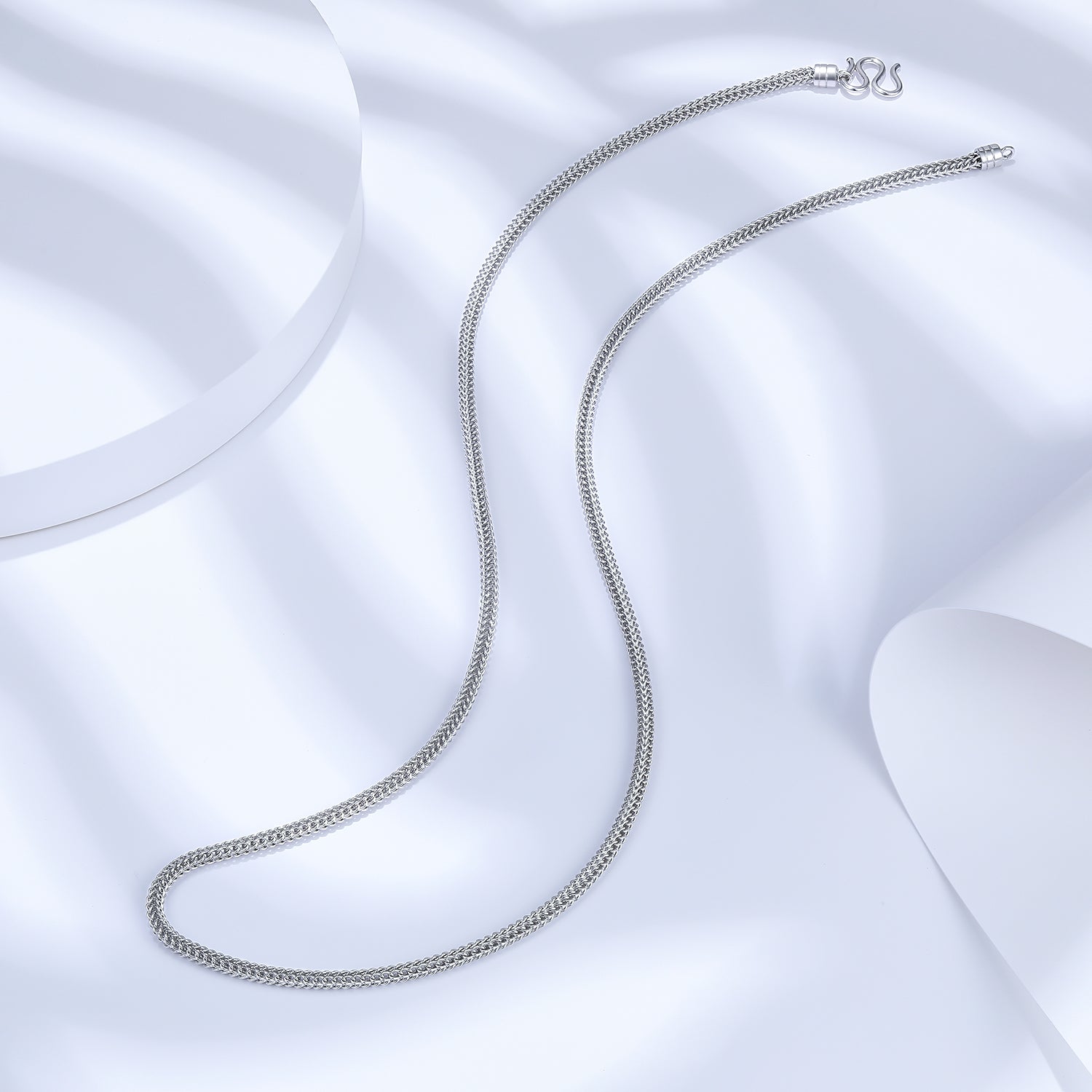950 Platinum Necklace 16.3g-21.5g B058270