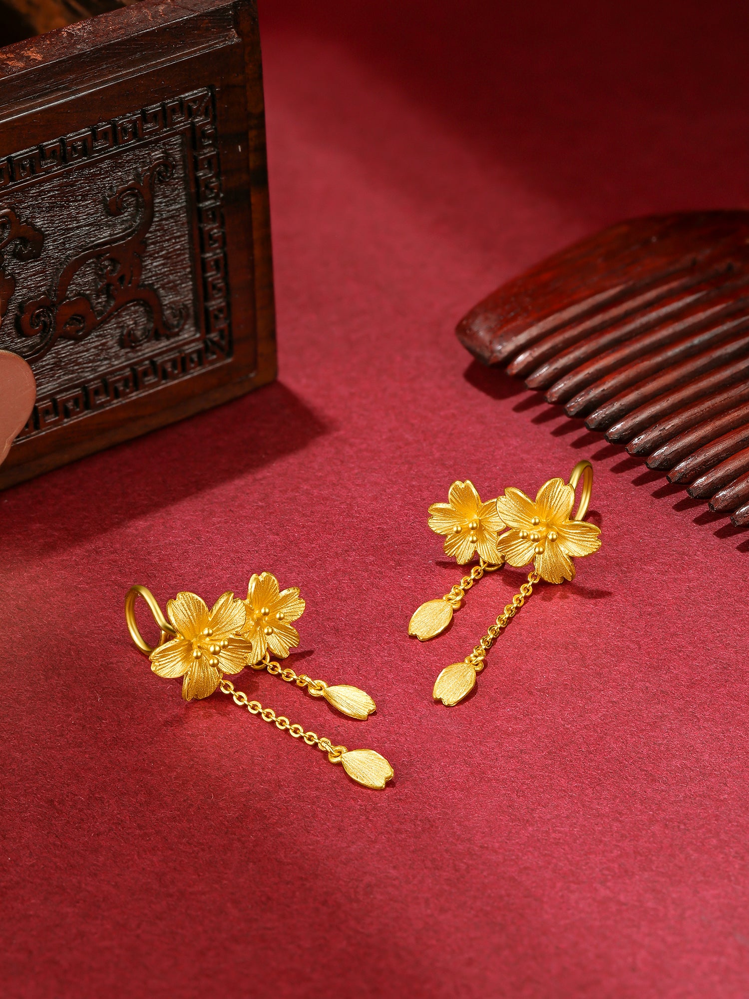 999 24K Gold Earrings Flower 5-7g A098656