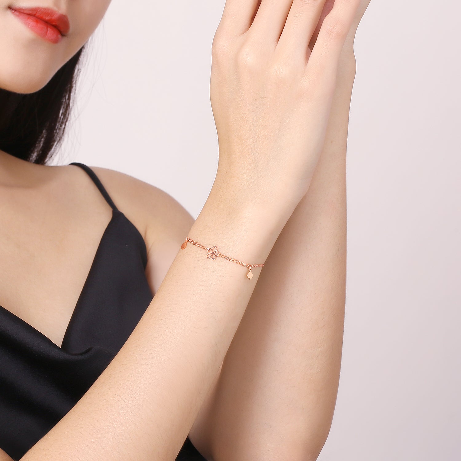   18K Rose Gold Chain Bracelet              Flower 0.95-1.35g C077936