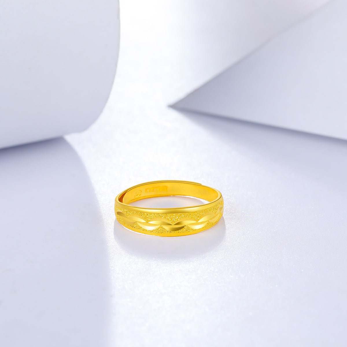 999 24K Gold Ring 3.5-3.9g AA012457