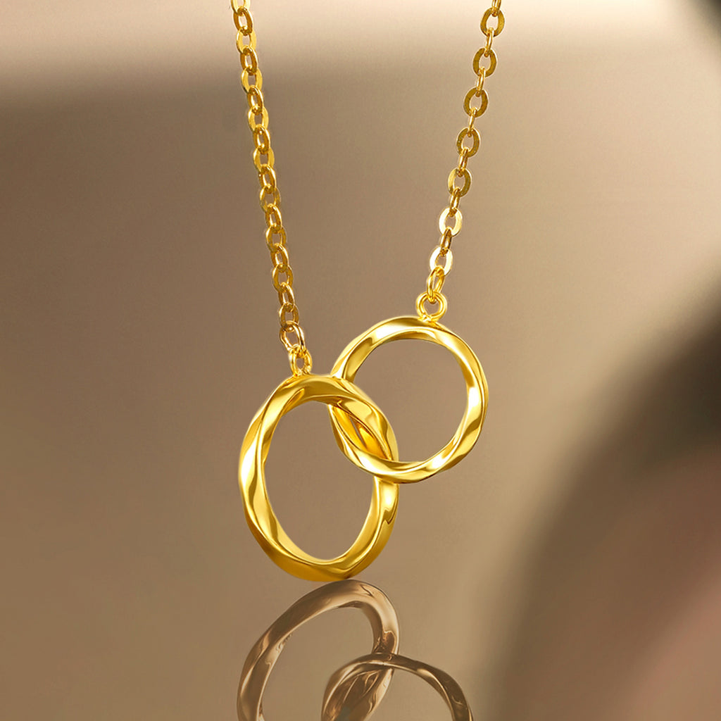 18K Gold Pendant Necklace Interlocking Circles 1.95-2.25g C0612669