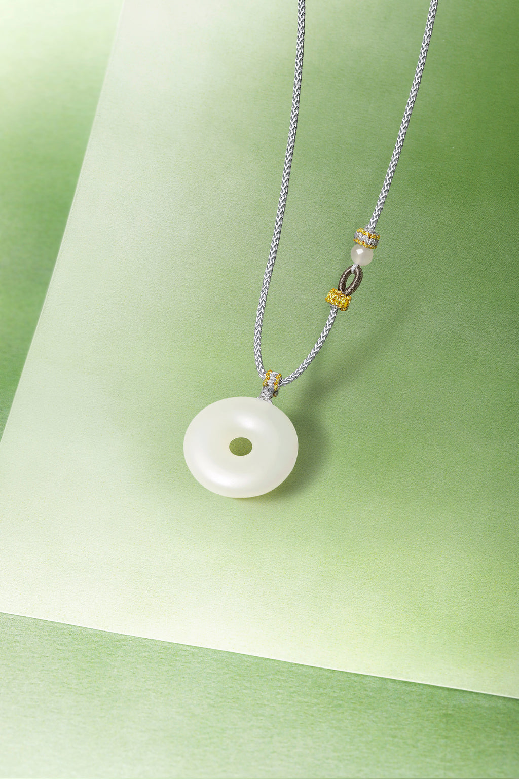 Pendant Hetian Jade 6-6.5mm Peace Buckle Y0413955