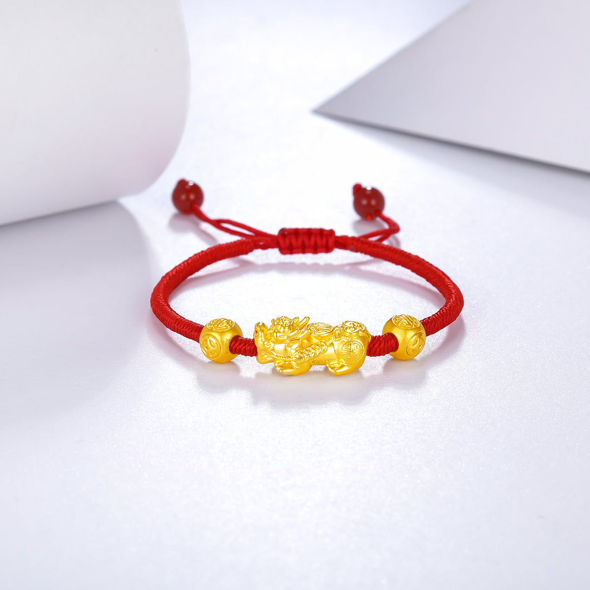   24K Gold String Bracelet              Pixiu 1.8-2.1g AD171272
