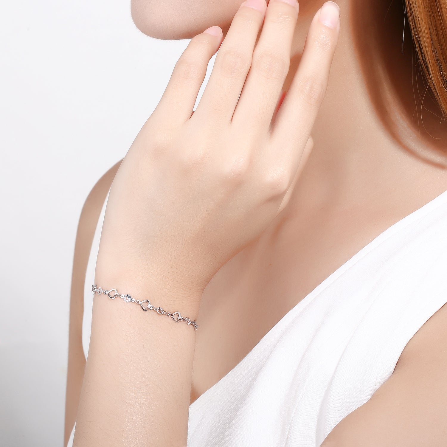 950 Platinum Chain Bracelet Heart 3-3.3g PT070464