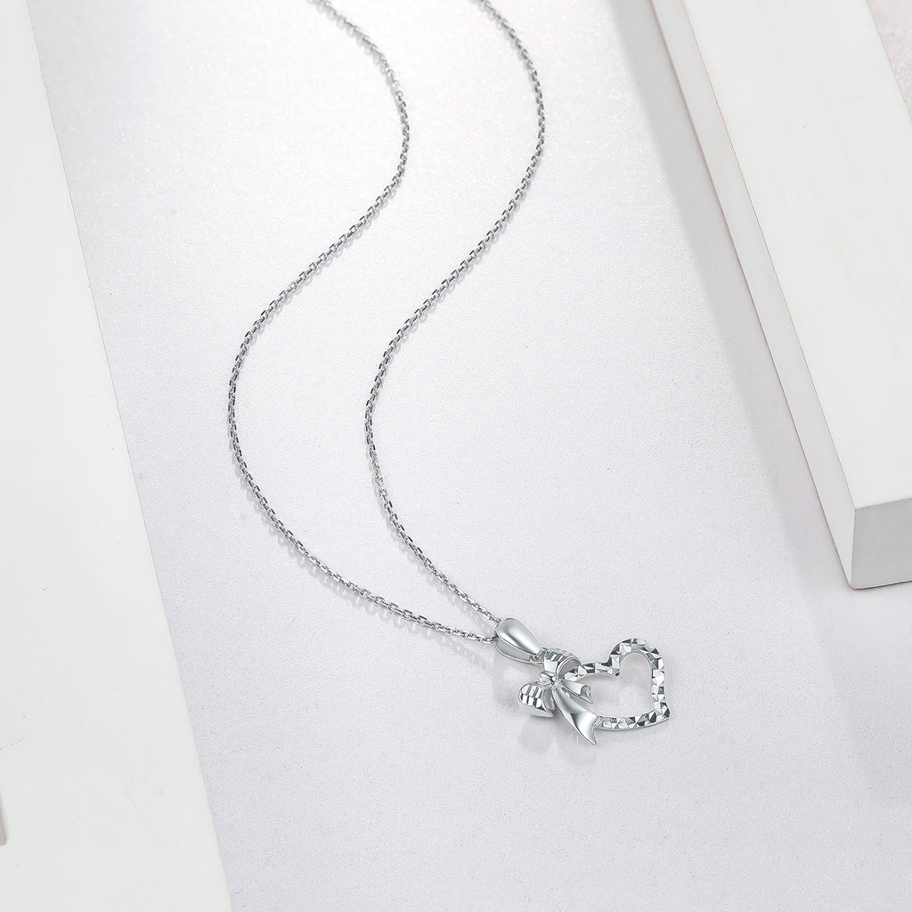 950 Platinum Pendant Heart 1.2-1.5g PT043976