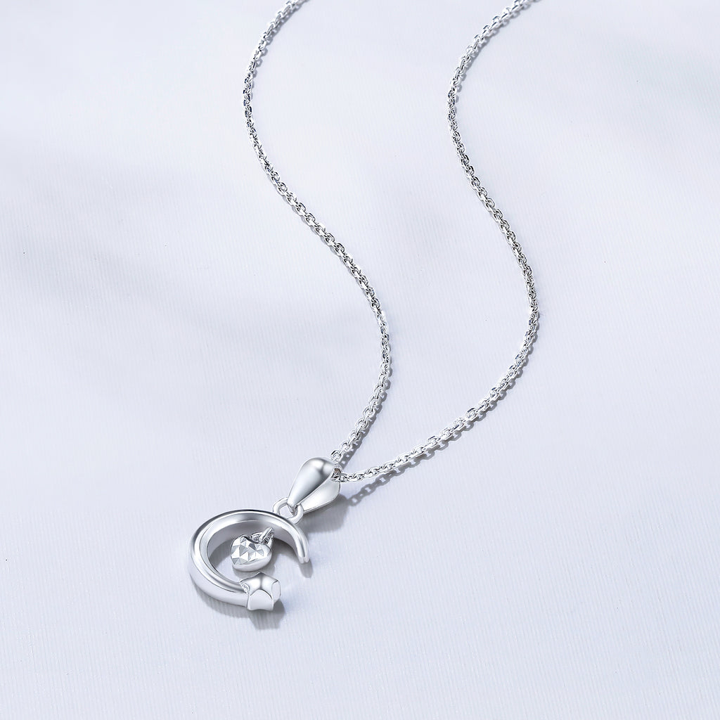 950 Platinum Pendant              Moon 1.25-1.65g PT045072